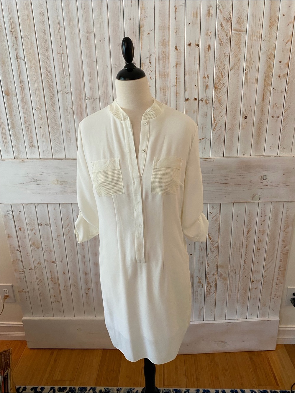 Women's White Button-Front Tunic Dress